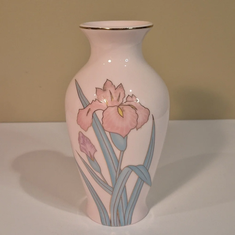 YAMA JI Vintage 80s Pink Floral Vase And Matching Lidded Ginger Jar Set - Picture 11 of 16